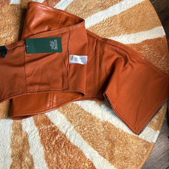 Wild fable XL rust zip back crop top - Picture 11 of 14